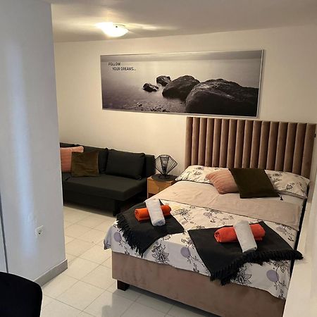 Apartments By The Sea Balica Rat, Omis - 1065 Экстерьер фото