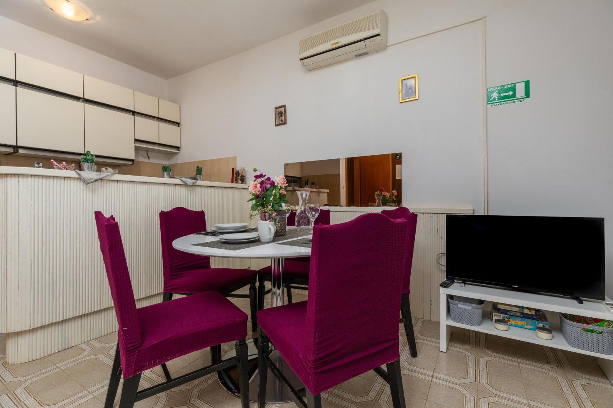Apartments By The Sea Balica Rat, Omis - 1065 Экстерьер фото